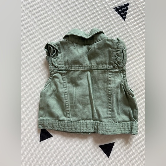Nanette Kids|Baby girl,toddler olive green canvas vest with ruffles & buttons•3t - Picture 3 of 4
